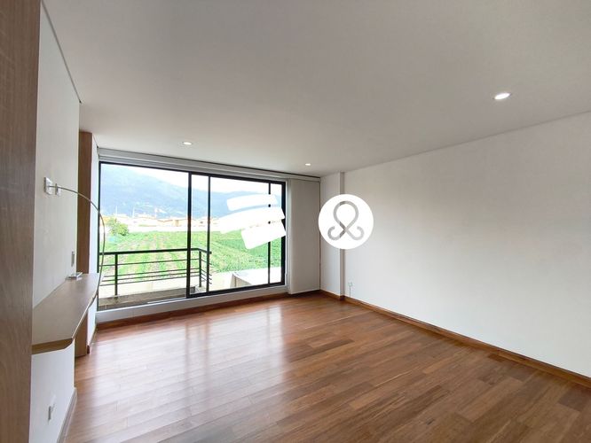 Casa de 3 alcobas en venta en Pueblo Viejo, Cota, 585 m² · foto 7 de 24