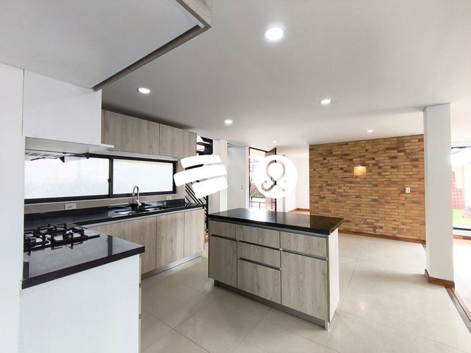 Casa de 3 alcobas en venta en Pueblo Viejo, Cota, 585 m² · foto 14 de 24