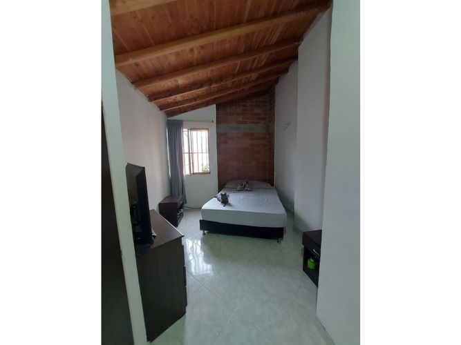 Casa de 4 alcobas en venta en Bombona No.2, Medellín, 100 m² · foto 10 de 23