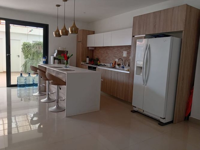 Casa de 3 alcobas en arriendo en Coloncito Abajo, Cartagena, 154 m² · foto 3 de 12