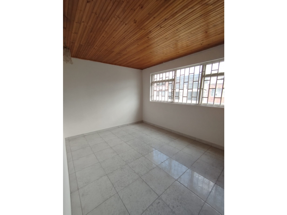 Casa en venta en Ciudad Jardin Sur, Bogotá · foto 5 de 14