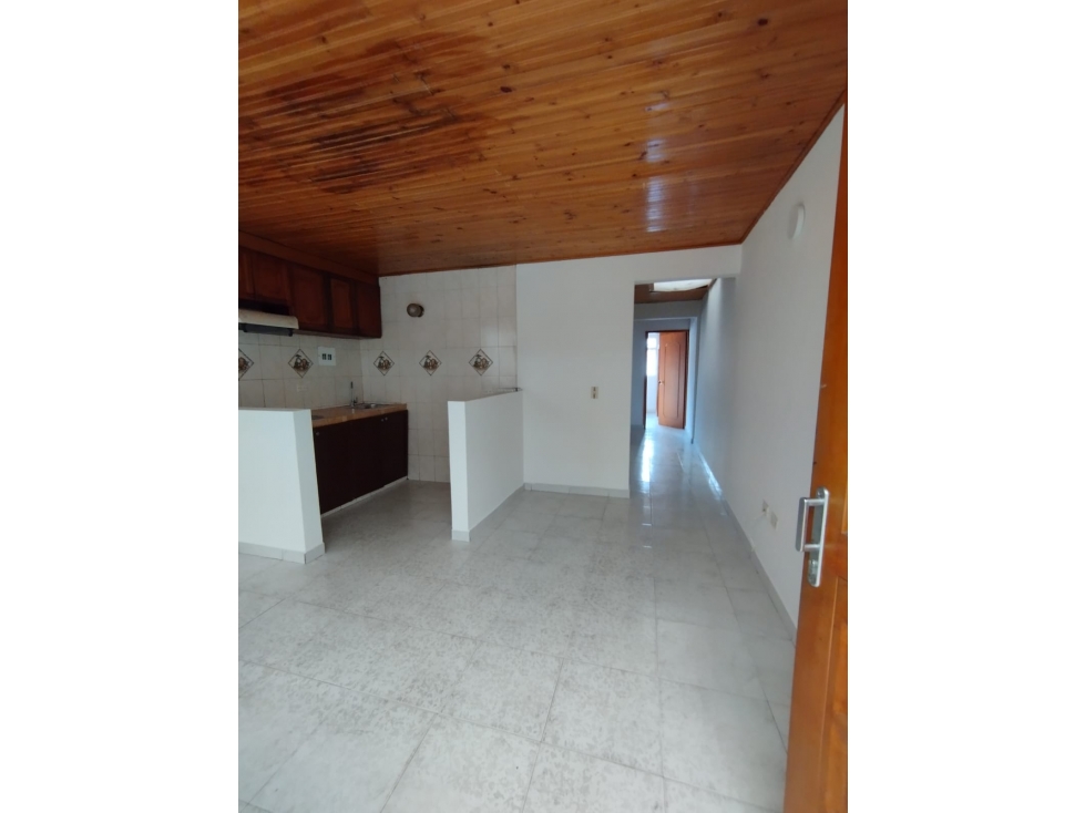 Casa en venta en Ciudad Jardin Sur, Bogotá · foto 8 de 14