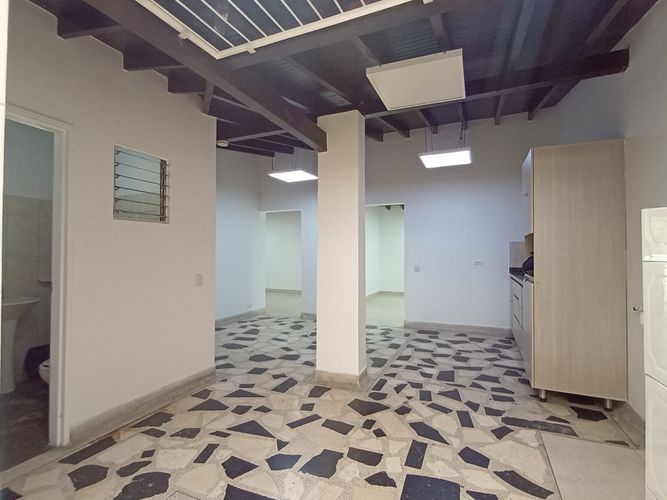 Oficina en arriendo en La America, Medellín, 200 m² · foto 13 de 18