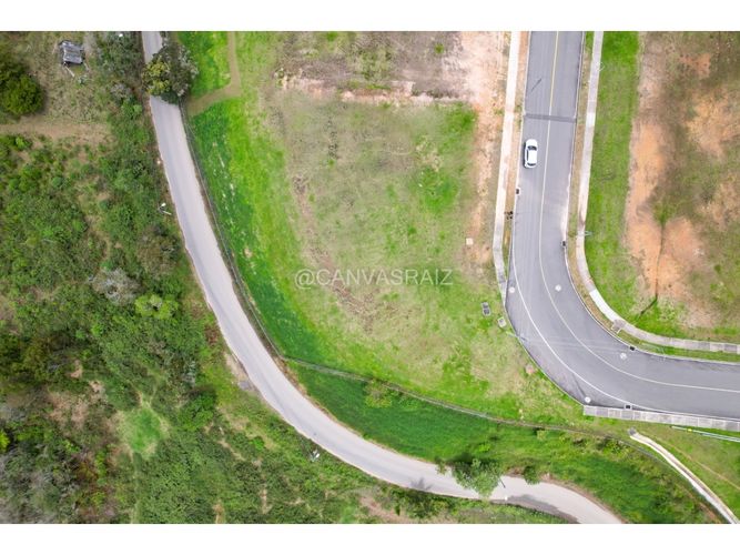Lote en venta en La Mosquita, Rionegro, 1126 m² · foto 2 de 3