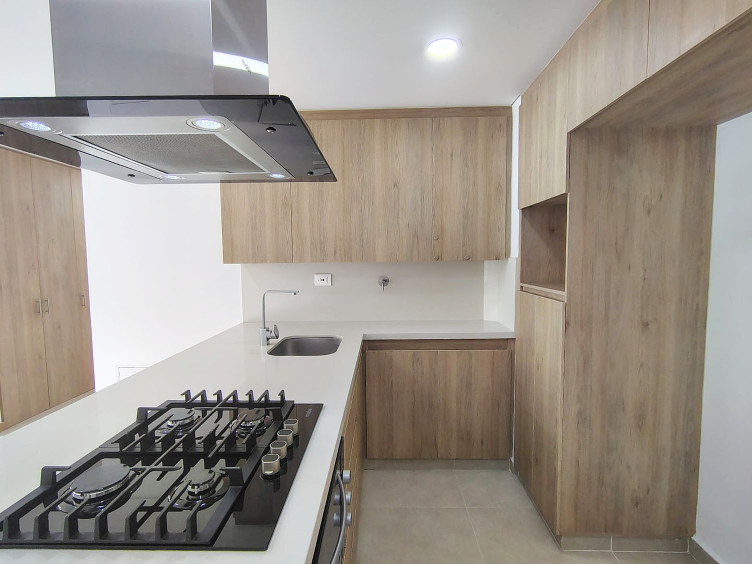 Apartamento en venta en El Poblado, Medellín · foto 7 de 18