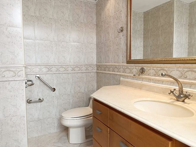Apartamento de 3 alcobas en arriendo en El Poblado, Medellín, 164 m² · foto 16 de 20