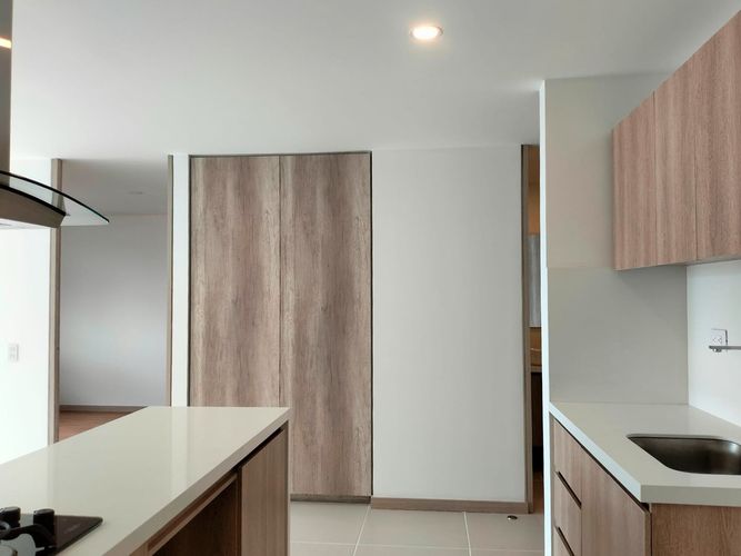 Apartamento de 1 alcoba en venta en El Poblado, Medellín, 56 m² · foto 4 de 13