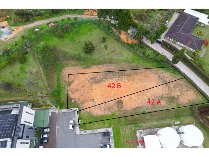 Apartaestudio en venta en La Mosquita, Rionegro, 1196 m² · foto 1 de 3