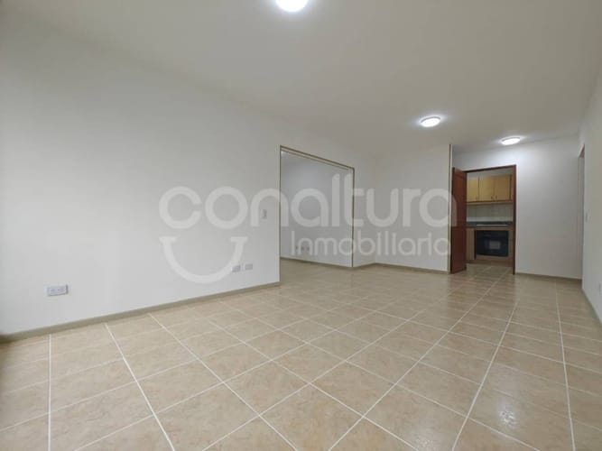 Apartamento de 3 alcobas en arriendo en Santa Fe, Medellín, 94 m² · foto 3 de 19