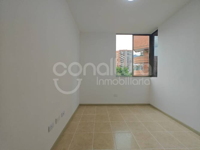 Apartamento de 3 alcobas en arriendo en Santa Fe, Medellín, 94 m² · foto 8 de 19
