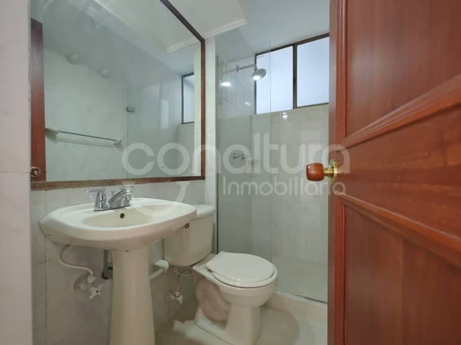 Apartamento de 3 alcobas en arriendo en Santa Fe, Medellín, 94 m² · foto 13 de 19