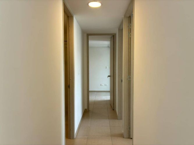 Apartamento de 3 alcobas en venta en Picaleña Y Mirolindo, Ibagué, 74 m² · foto 16 de 24