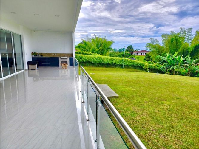 Casa de 4 alcobas en venta en Tribunas Corcega, Pereira, 1834 m² · foto 5 de 19