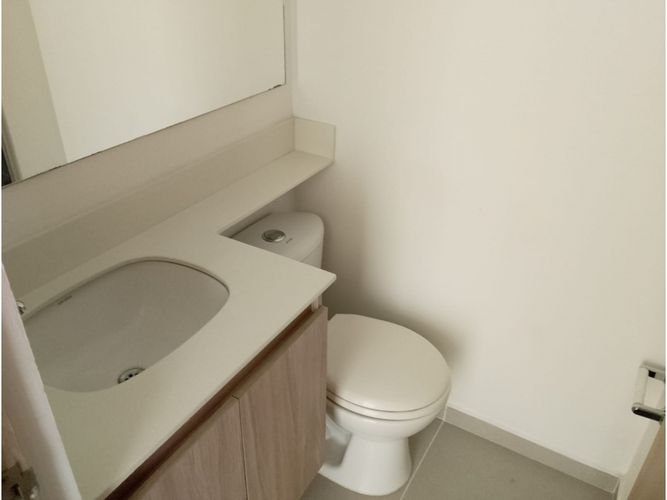 Apartamento de 3 alcobas en venta en Zona Industrial No. 3, Sabaneta, 66 m² · foto 11 de 16