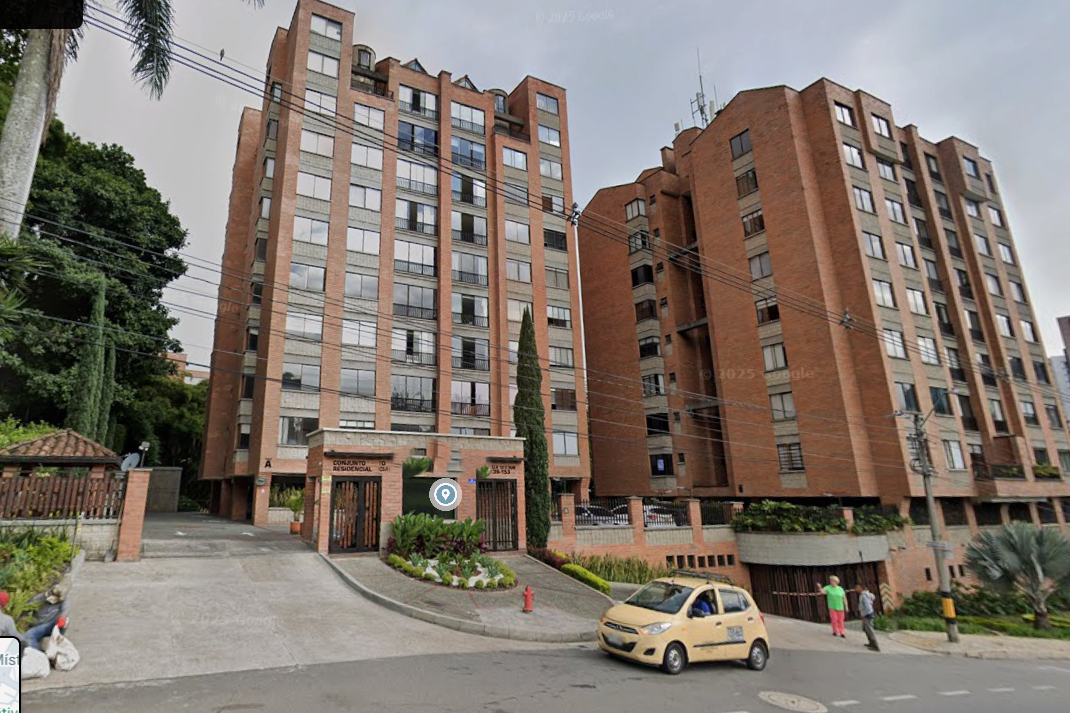 Apartamento en venta en La Aguacatala, Medellín · foto 22 de 24