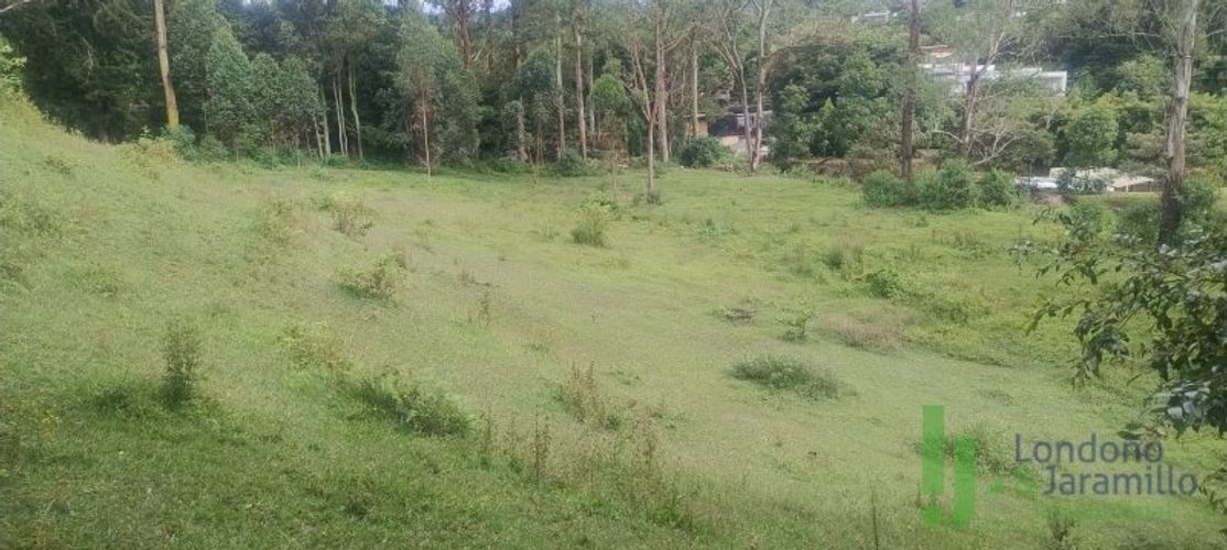Lote en venta en Llano Grande, Rionegro, 4083 m² · foto 3 de 15
