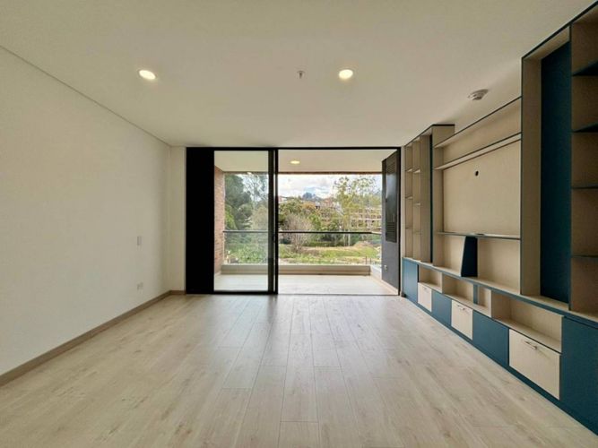 Apartamento de 1 alcoba en venta en Los Salados, El Retiro, 73 m² · foto 2 de 16