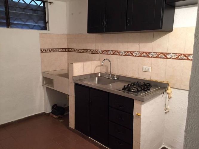 Apartamento de 3 alcobas en venta en La Base, Cali, 54 m² · foto 5 de 7