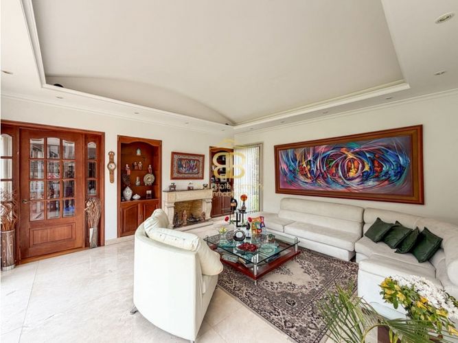 Casa de 4 alcobas en venta en Casa Blanca, Bogotá, 320 m² · foto 3 de 24