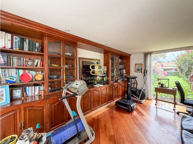 Casa de 4 alcobas en venta en Casa Blanca, Bogotá, 320 m² · foto 5 de 24