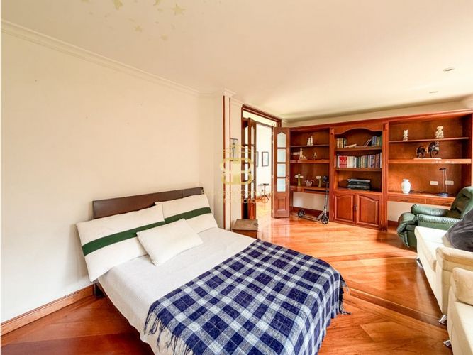 Casa de 4 alcobas en venta en Casa Blanca, Bogotá, 320 m² · foto 15 de 24