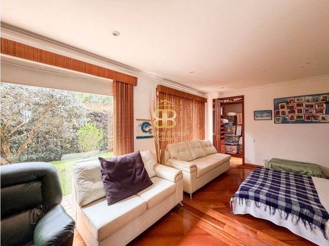 Casa de 4 alcobas en venta en Casa Blanca, Bogotá, 320 m² · foto 17 de 24