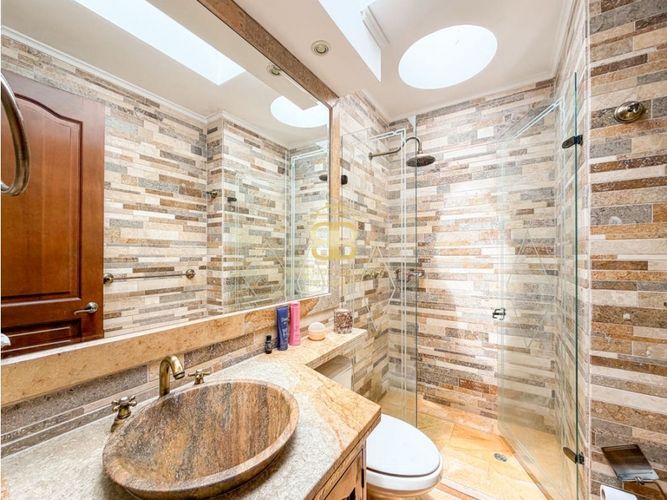 Casa de 4 alcobas en venta en Casa Blanca, Bogotá, 320 m² · foto 18 de 24