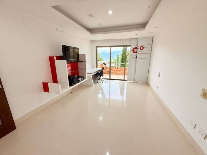 Casa de 5 alcobas en venta en Ruitoque Condominio, Floridablanca, 849 m² · foto 9 de 17
