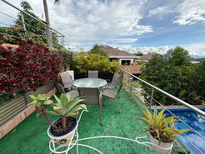Casa de 5 alcobas en venta en Ruitoque Condominio, Floridablanca, 849 m² · foto 15 de 17