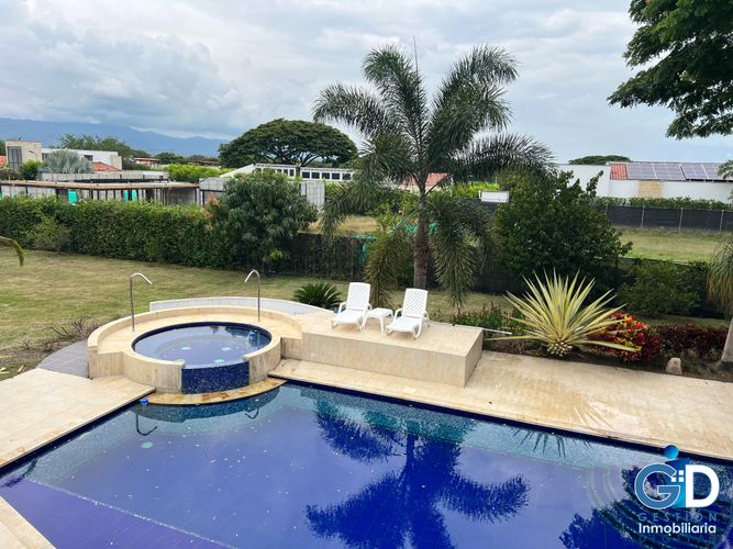 Casa de 3 alcobas en venta en Matapalo, Palmira, 1363 m² · foto 2 de 24