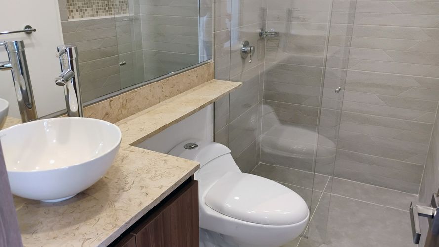 Apartamento de 1 alcoba en venta en Cerros De Niza, Bogotá, 57 m² · foto 6 de 9