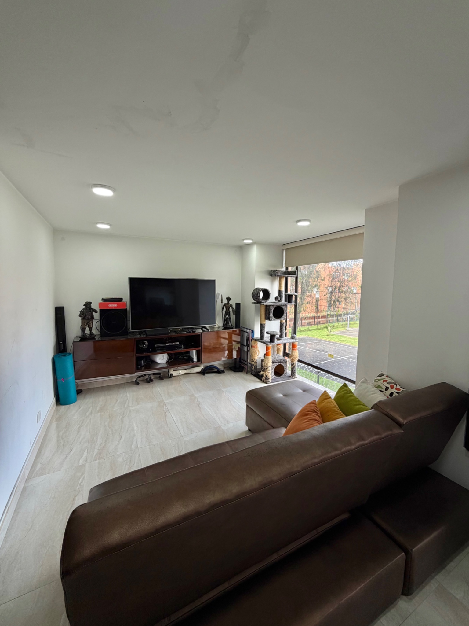 Casa en venta en Gratamira, Bogotá · foto 8 de 24
