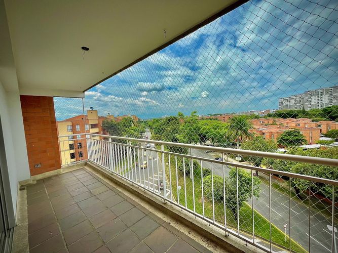 Apartamento de 3 alcobas en venta en Valle Del Lili, Cali, 107 m² · foto 17 de 17