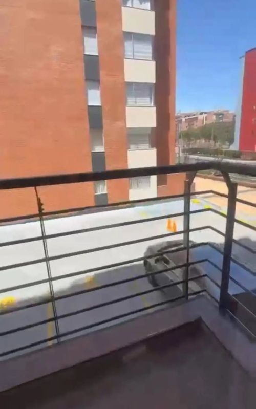 Apartamento de 3 alcobas en venta en Hayuelos, Bogotá, 78 m² · foto 2 de 20