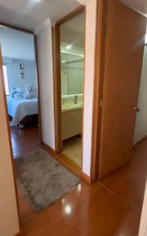 Apartamento de 3 alcobas en venta en Hayuelos, Bogotá, 78 m² · foto 13 de 20