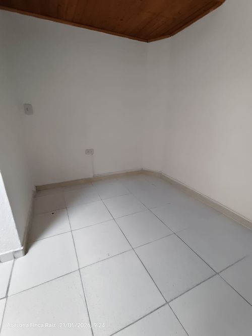 Casa de 4 alcobas en venta en Versalles, Floridablanca, 132 m² · foto 7 de 24