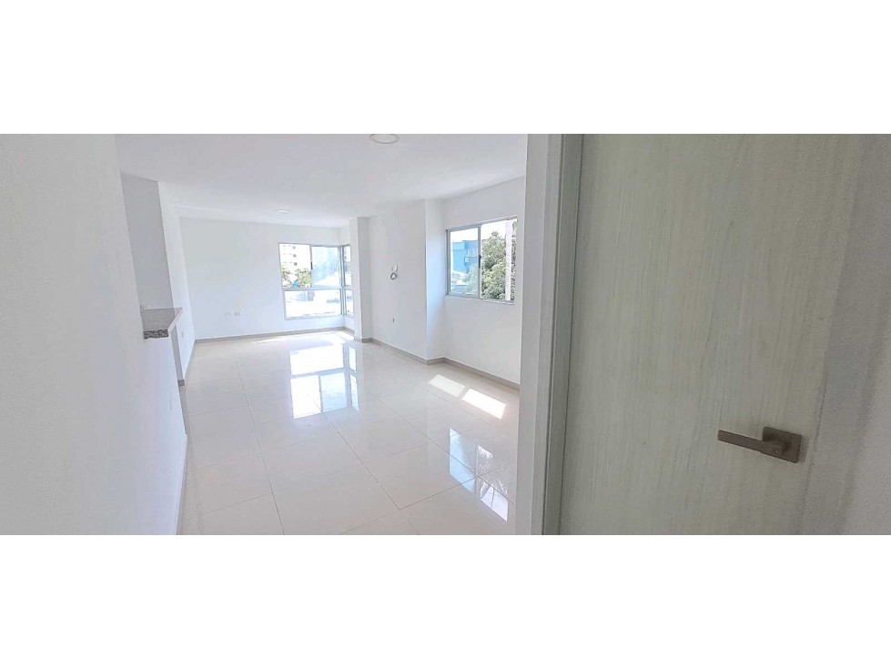 Apartamento en venta en Ciudad Jardin, Barranquilla · foto 2 de 24