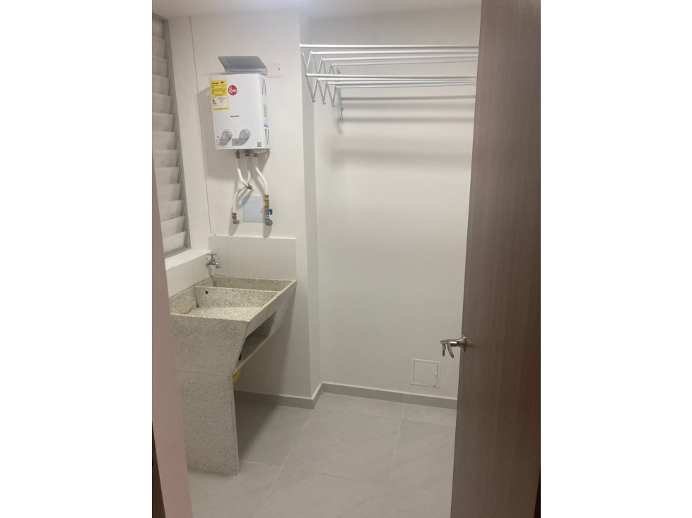 Apartamento en venta en La Macarena, Dosquebradas · foto 7 de 16