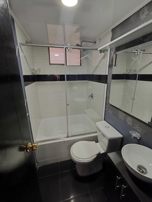 Apartamento de 3 alcobas en venta en Suba Salitre, Bogotá, 59 m² · foto 7 de 13