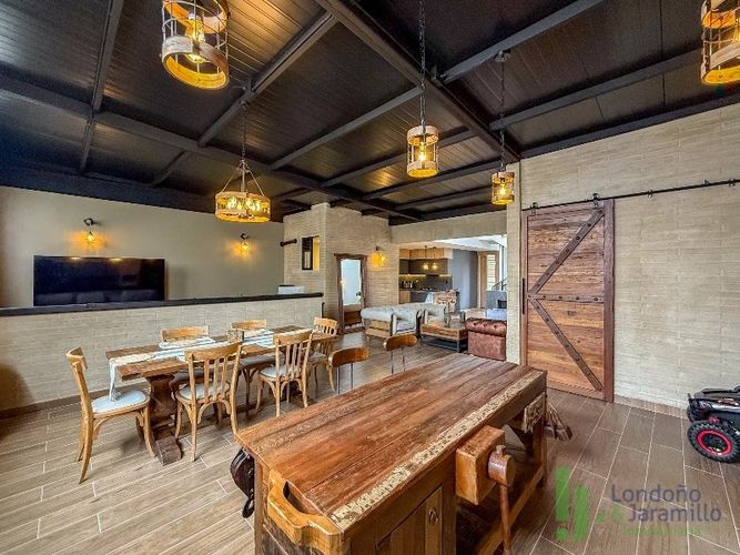 Casa de 3 alcobas en venta en La Ceja, 216 m² · foto 4 de 20