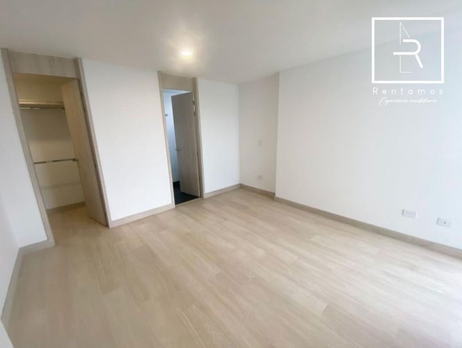 Apartamento de 3 alcobas en venta en Las Lomitas, Sabaneta, 102 m² · foto 6 de 14