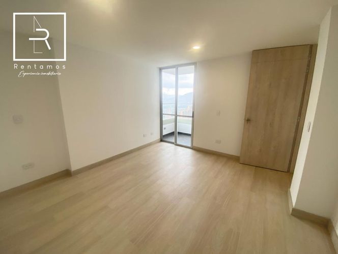 Apartamento de 3 alcobas en venta en Las Lomitas, Sabaneta, 102 m² · foto 7 de 14