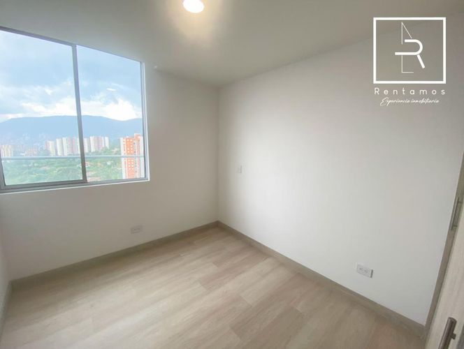 Apartamento de 3 alcobas en venta en Las Lomitas, Sabaneta, 102 m² · foto 8 de 14