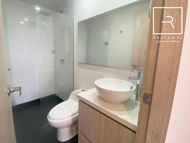 Apartamento de 3 alcobas en venta en Las Lomitas, Sabaneta, 102 m² · foto 12 de 14