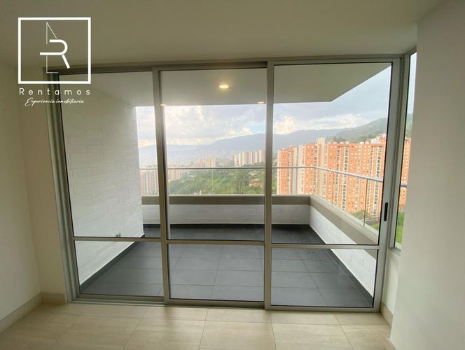 Apartamento de 3 alcobas en venta en Las Lomitas, Sabaneta, 102 m² · foto 14 de 14