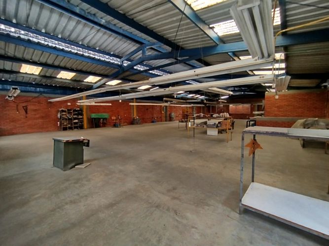 Bodega en venta en Alameda, Cali, 780 m² · foto 20 de 24