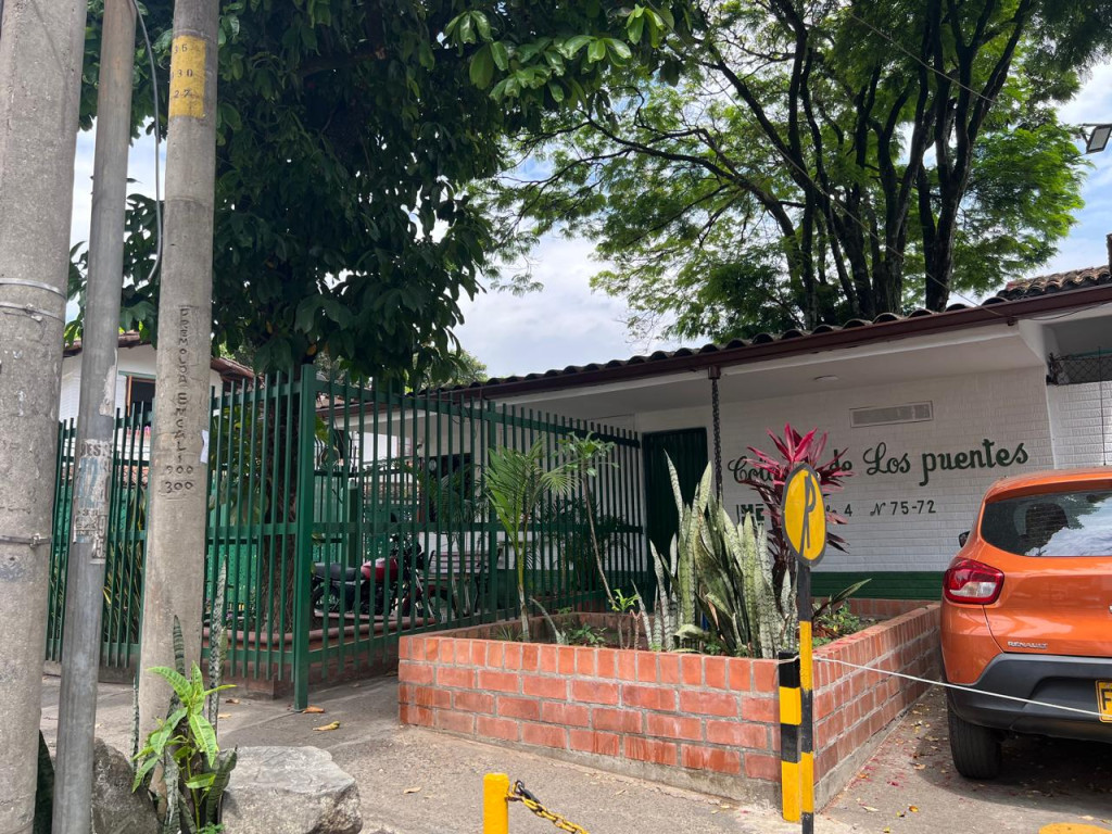 Casa en Venta en Alferez real, Cali