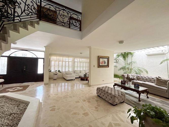 Casa de 4 alcobas en venta en Villa Santos, Barranquilla, 515 m² · foto 6 de 22
