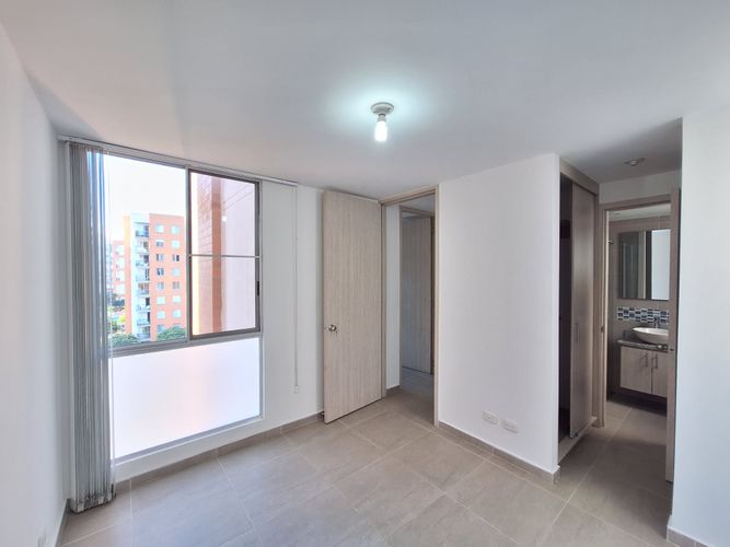 Apartamento de 2 alcobas en venta en Valle Del Lili, Cali, 60 m² · foto 8 de 24