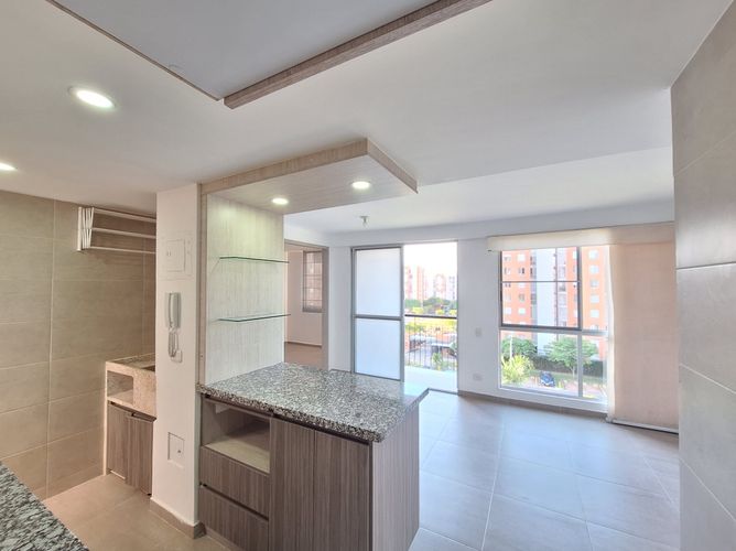 Apartamento de 2 alcobas en venta en Valle Del Lili, Cali, 60 m² · foto 2 de 24